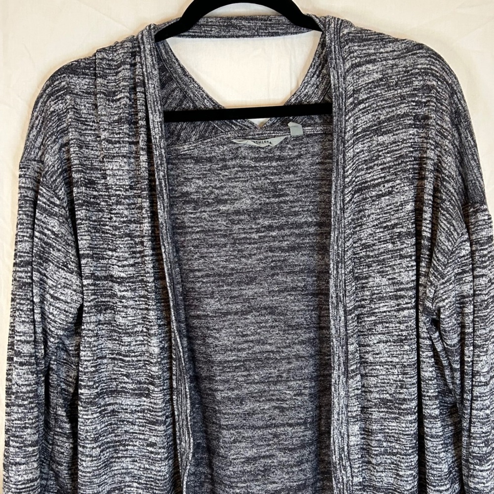 Athleta Medium Gray Purana‎ Wrap Open Front Cardigan Thumb Hole Sleeves